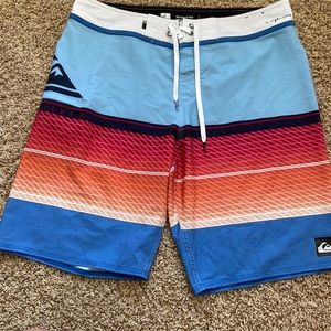 Quiksilver Mens board short
